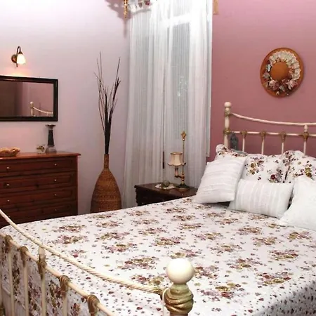 Evelina - With View * Volos