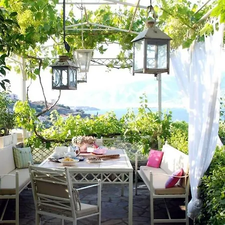 Evelina - With View *